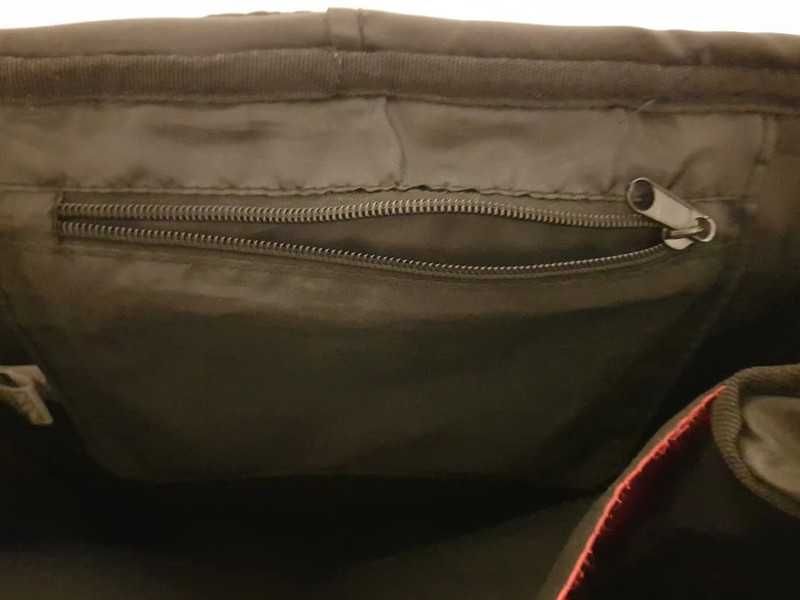 Ghiozdan Minnie Mouse,stare buna