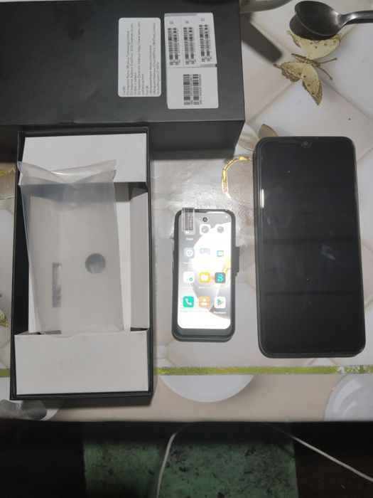 Продам мини телефон