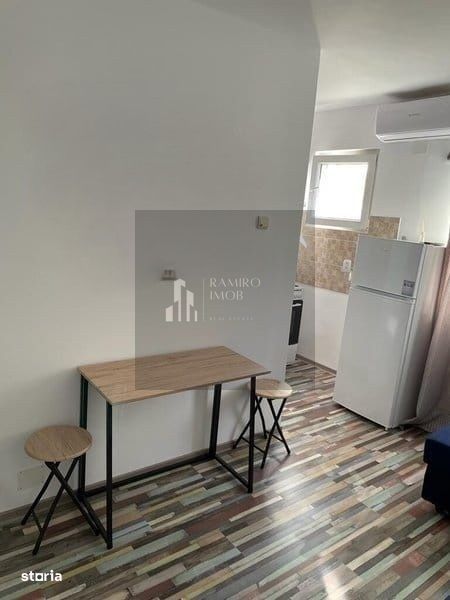 Garsoniera renovata 20mp etaj 4 - Berceni - metrou Piata Sudului