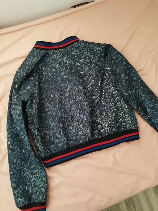 Дамско ефектно яке от Юнона