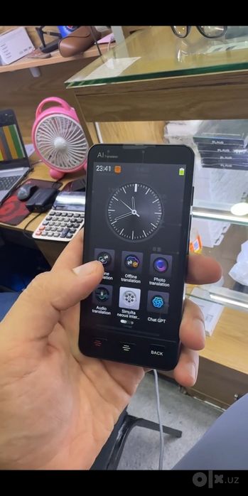 Портативный переводчик ESTG M80 Pro