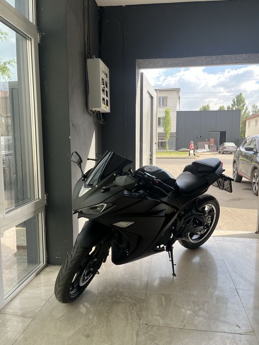 Yamaha электромотоцикл