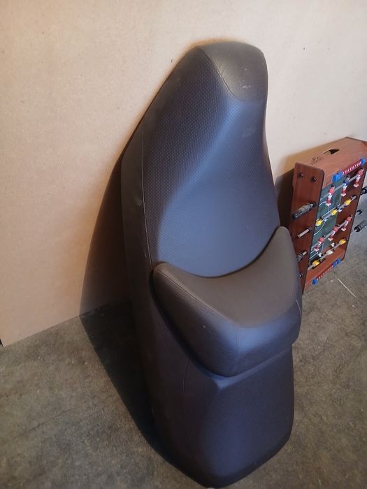 Продавам седалка за suzuki