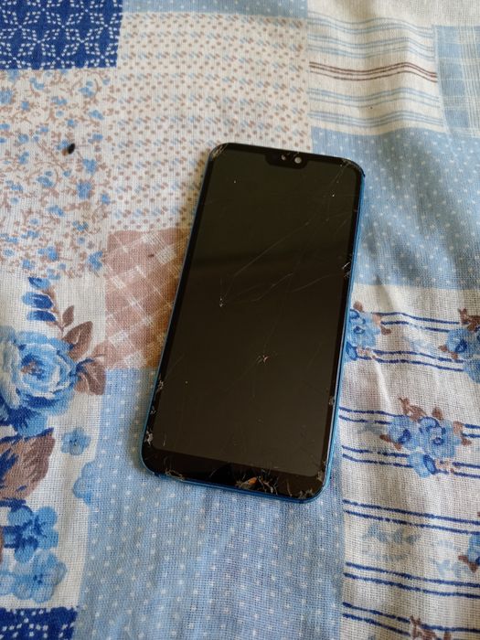 Хуавей p20 lite kor dok bar. Zaryadshik joq, islewi jaqsi