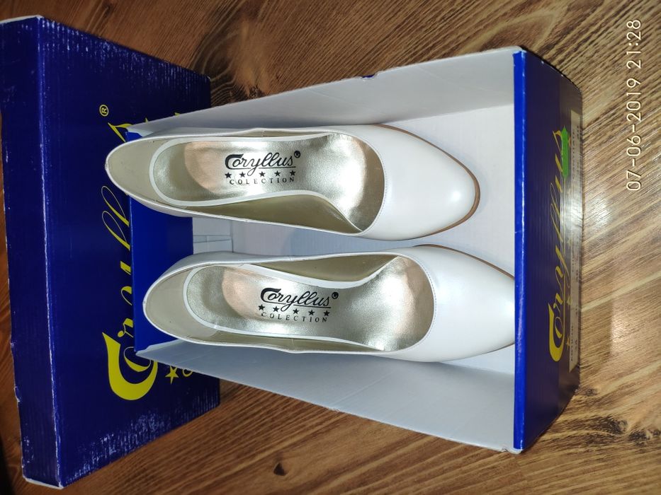 Pantofi din piele dama marime 37 CORYLUSS COLECTION