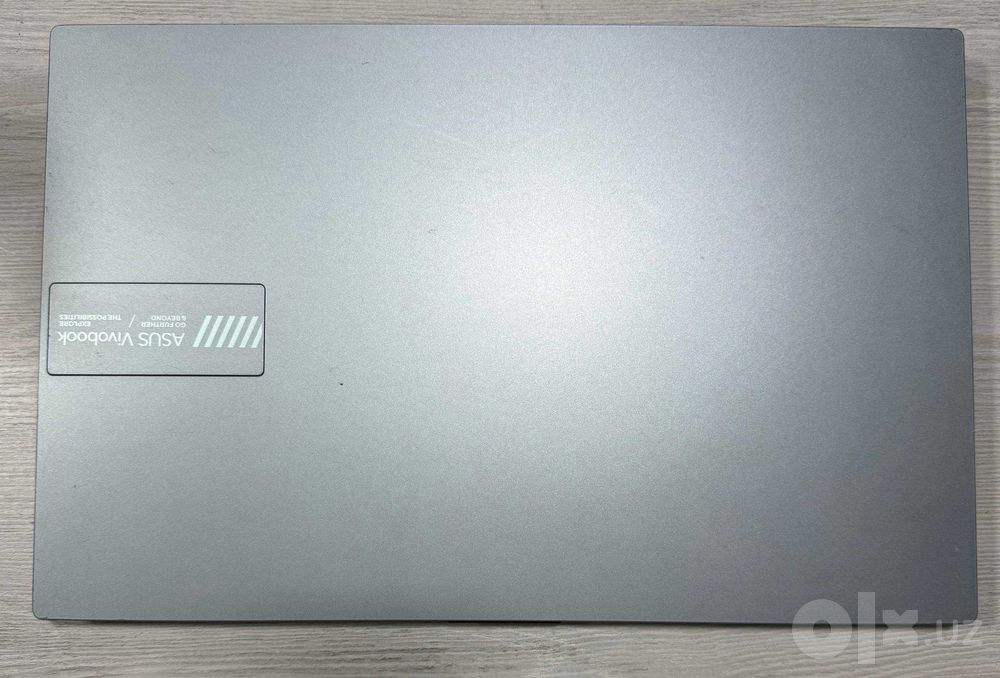 Asus Vivobook go15,6 Full HD IPS  Ryzen 5 7520U 8GB/512GB Amd Radeon