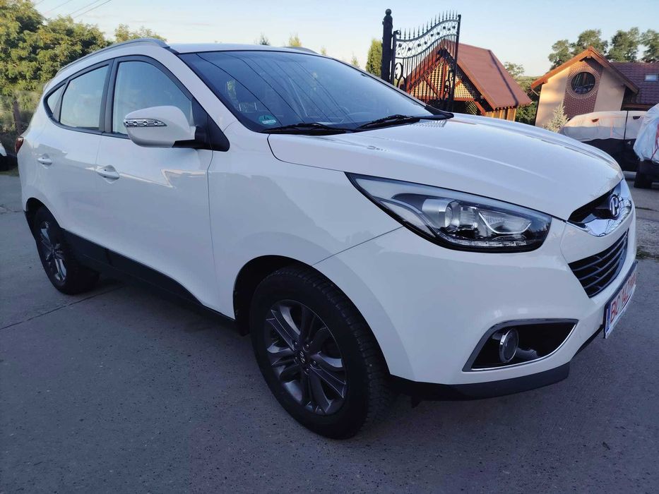 HYUNDAI ix35 2015 — imagine 2