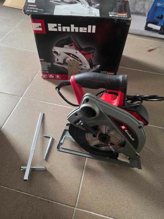 Fierastrau circular de mana Einhell TC-CS 1250, 1250 W, 5500 RPM, 55 mm adancime maxima taiere, 165 mm diametru disc