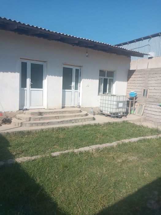 Уй сотилади: Назарбек текистил