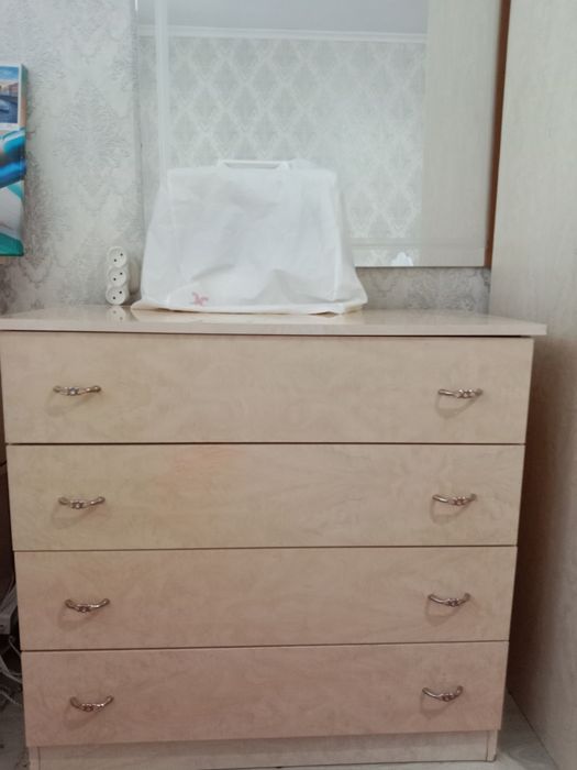 Спальный набор, + тахта 70000