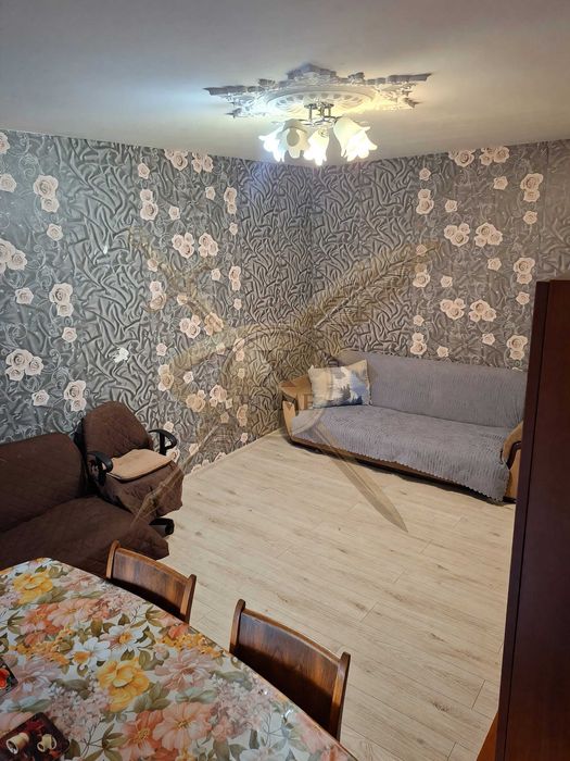 Тристаен апартамент във Възраждане 2! 21936462