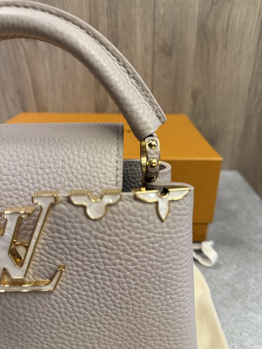 Geanta Louis Vuitton mini capucines