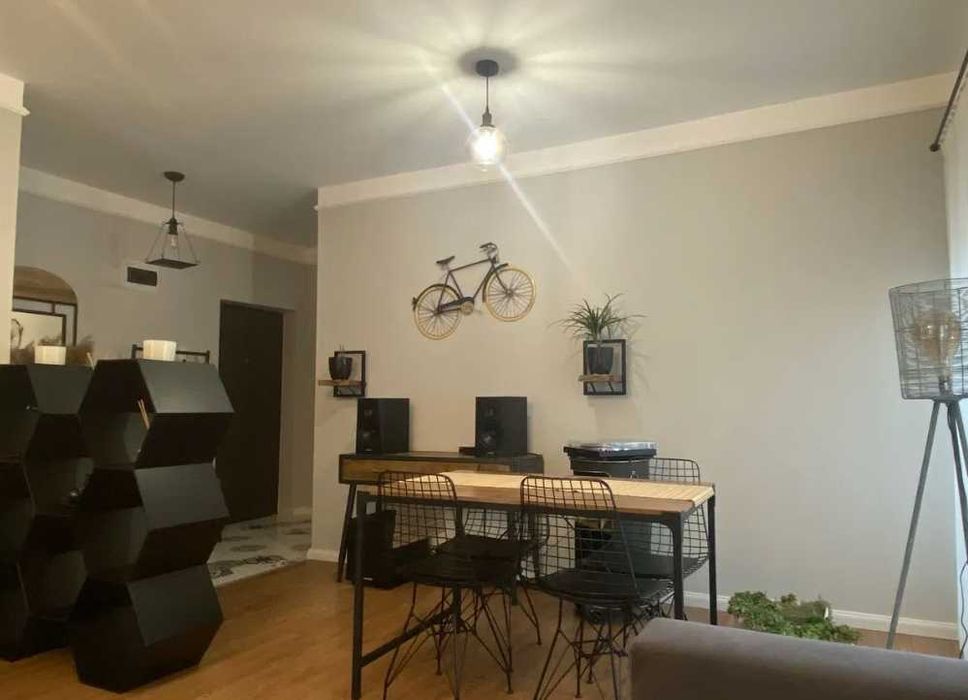 Дава се под наем Двустаен апартамент в Пловдив, Каменица 2 - 60 кв.м за 285.6 € - Снимка #2