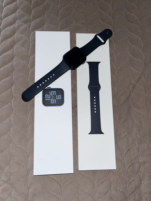Apple Watch SE 2 Gen (2022)