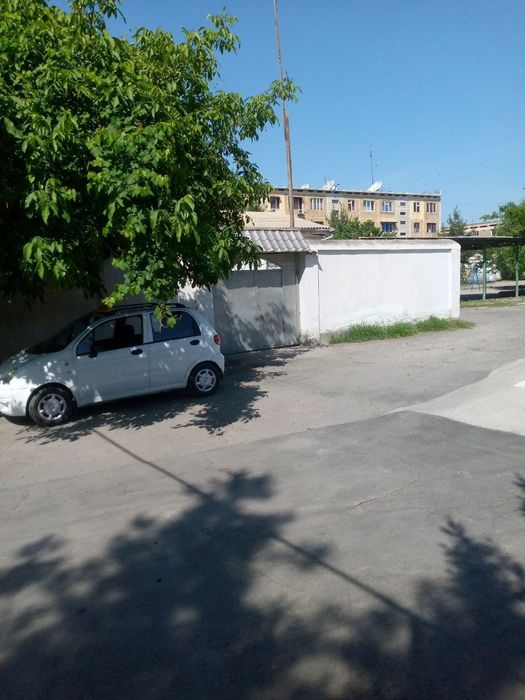 Ховли сотилади, Кукон