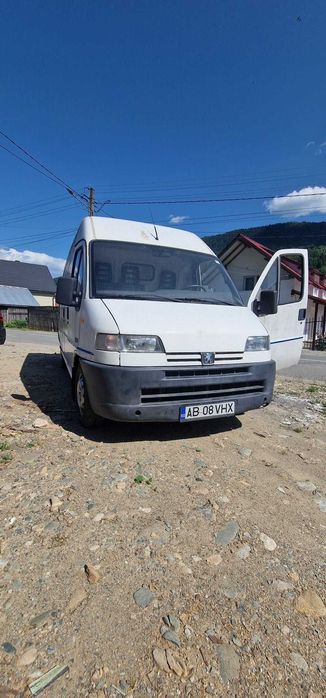Vând Peugeot boxer 2.5 TD