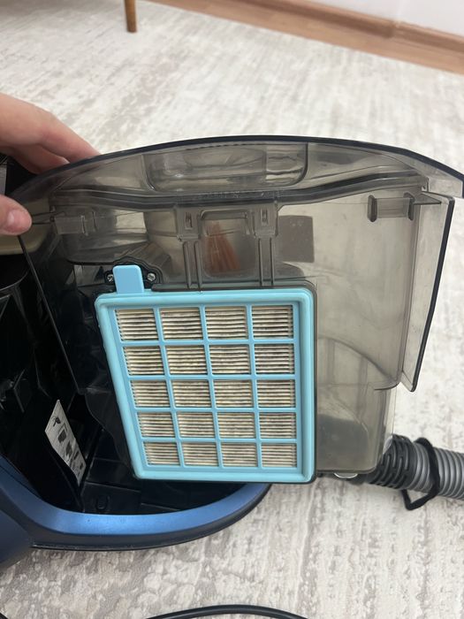 Пылесос PHILIPS PowerPro Active 2000W