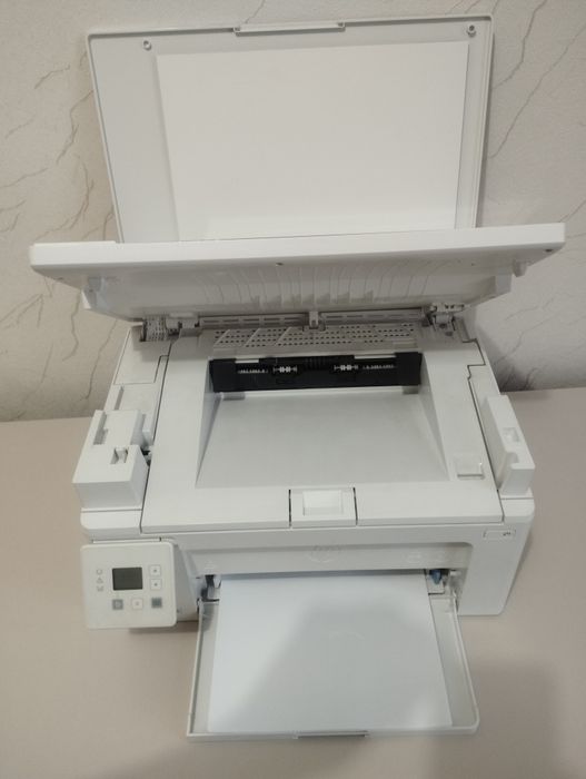 Продам принтер 3 в одном hp MFP 130a МФУ