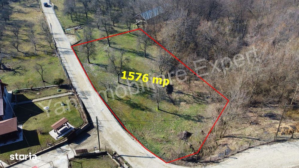 Teren de vânzare în comuna Valea Iasului, sat Cerbureni, județ Argeș.
