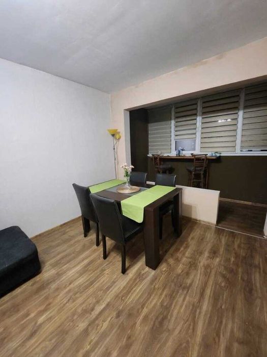 Дава се под наем Двустаен апартамент в Пловдив, Кършияка - 68 кв.м за 367.2 € - Снимка #1