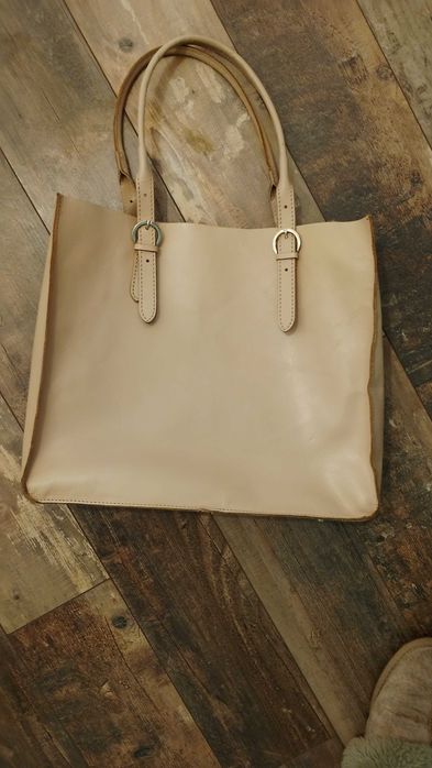 Дамски кожени чанти