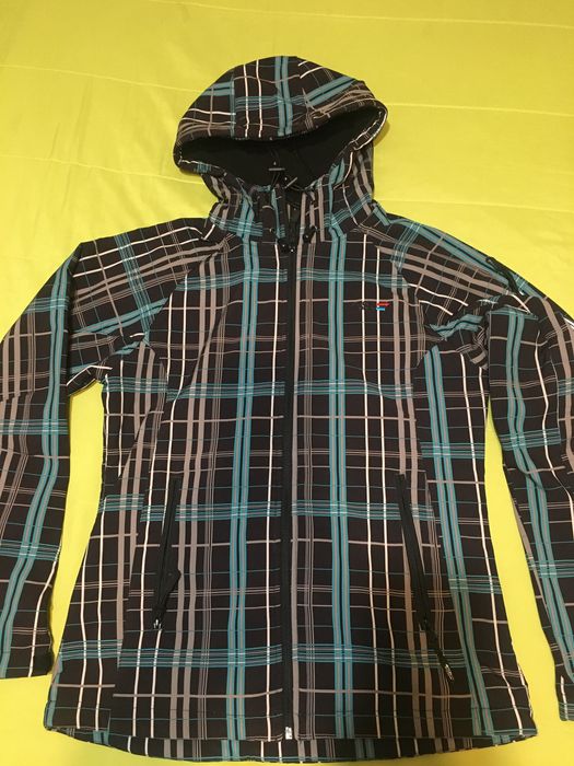 Красиво яке S 10 лв