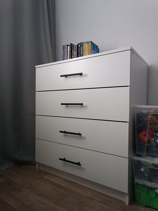 Продам белый комод