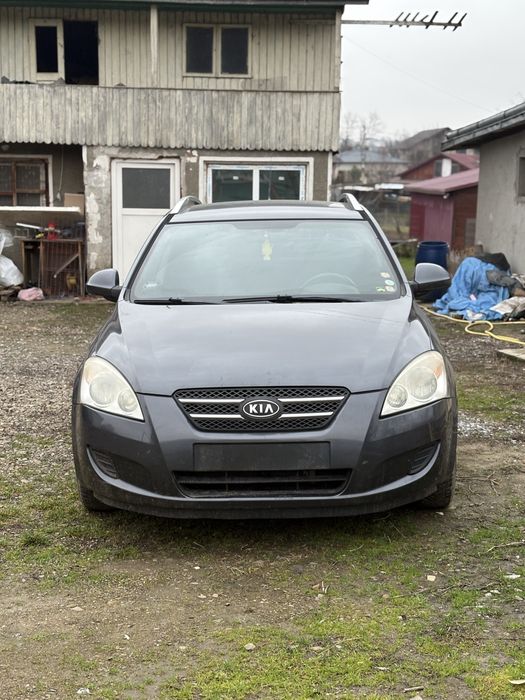 Bot complet fata completa Kia Ceed 1.6D bara aripa capota far trager