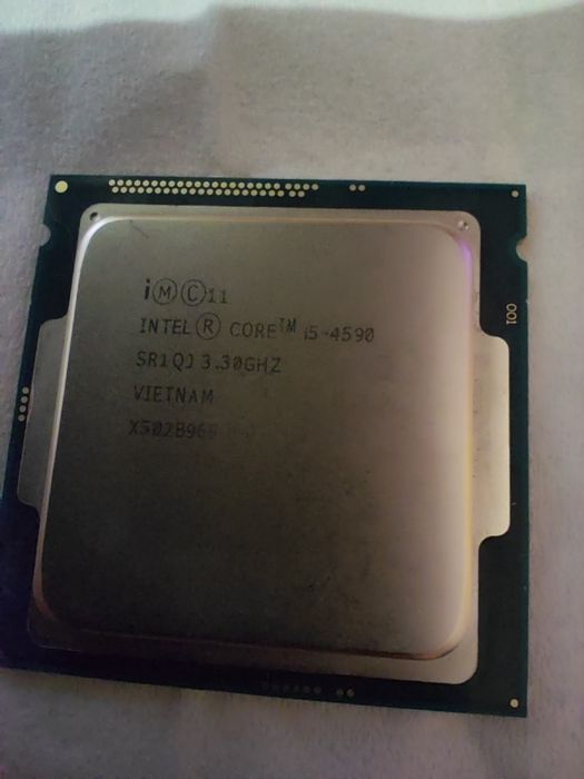 Procesoare Intel, I3 3220 si i5 4590