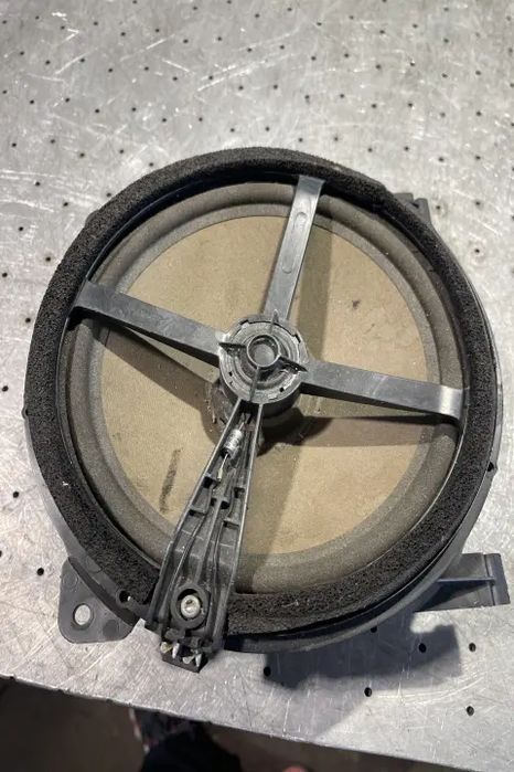 Boxa speaker 30745942 30745942 Volvo S60 2006