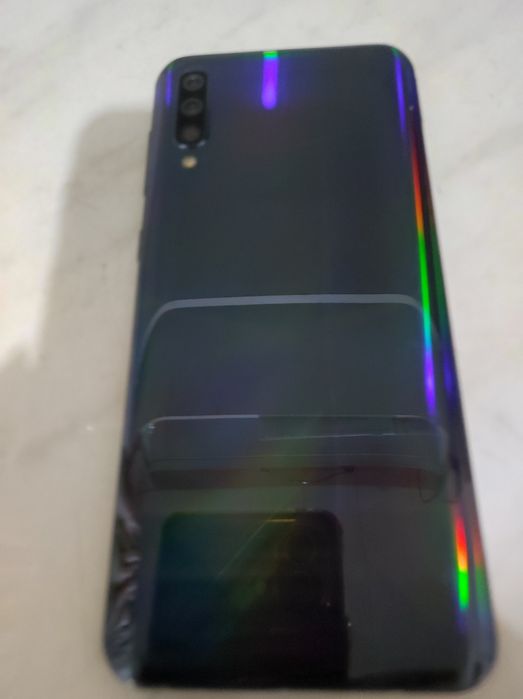 Срочно продаётся телефон Samsung A50