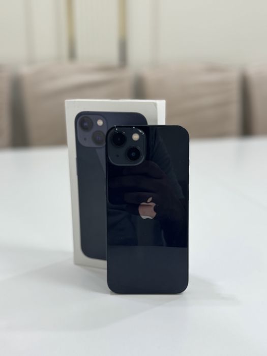 Продам Айфон 13 Midnight 128 ГБ