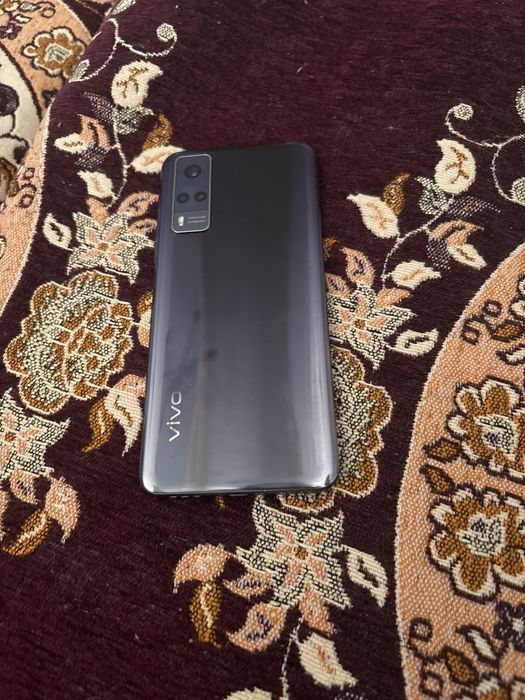 Продам телефон Vivo