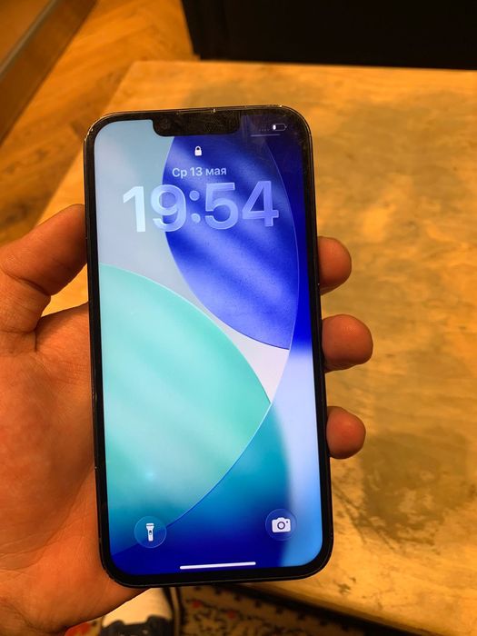 Продам iPhone 14