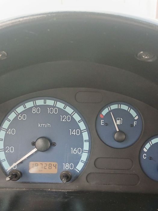 Мошина сотилади, Продаётся Машина