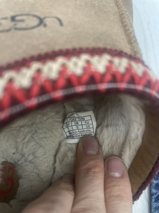 Угги оригинал 38-39 размер . Дешево ! Срочно !