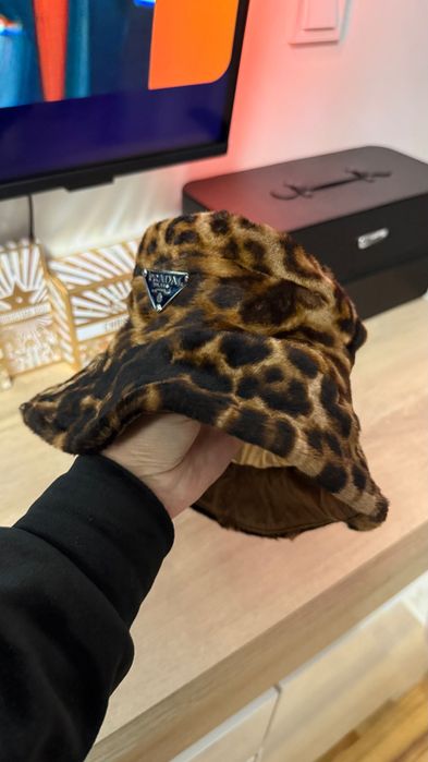 Шапка идиотка плюшена пантерска