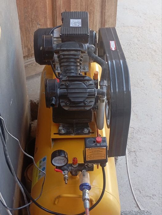 Kompressor srõchna  sotiladi