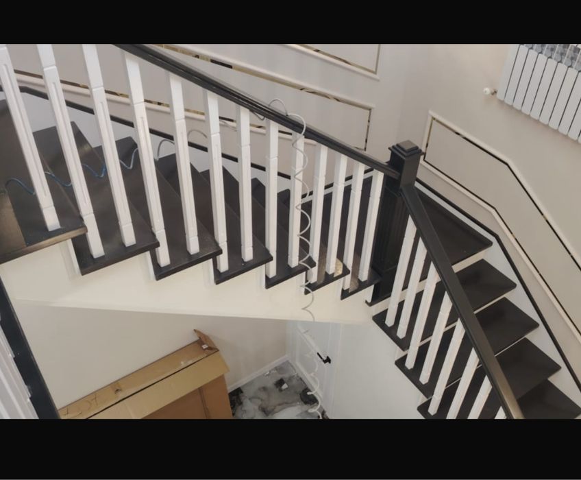 Лечтницы из массива дерево.