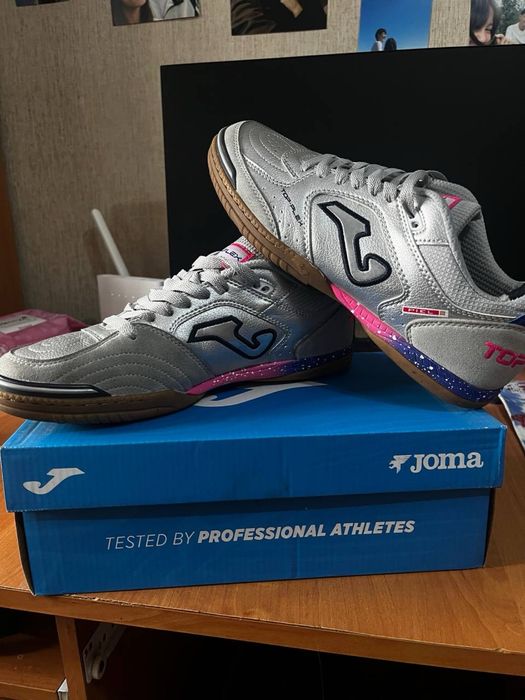 футзалки Joma.