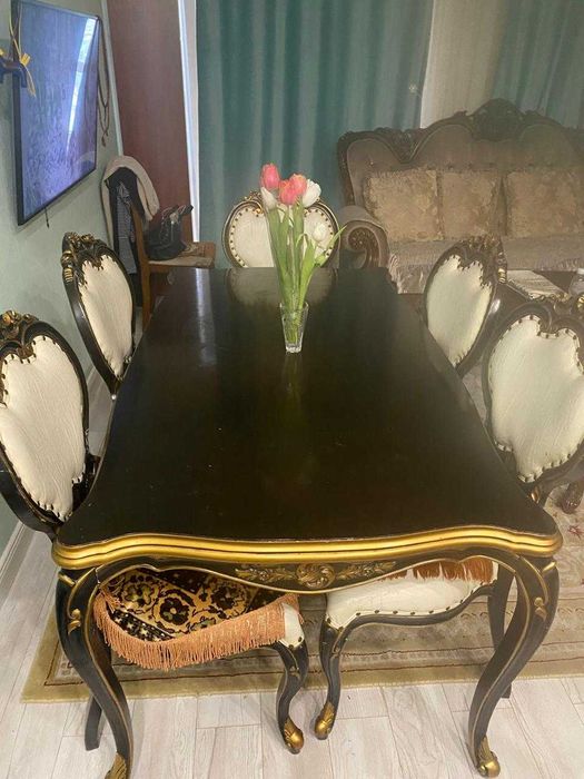 стол со  стульями