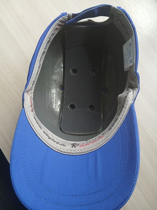 Каскетка новая синяя