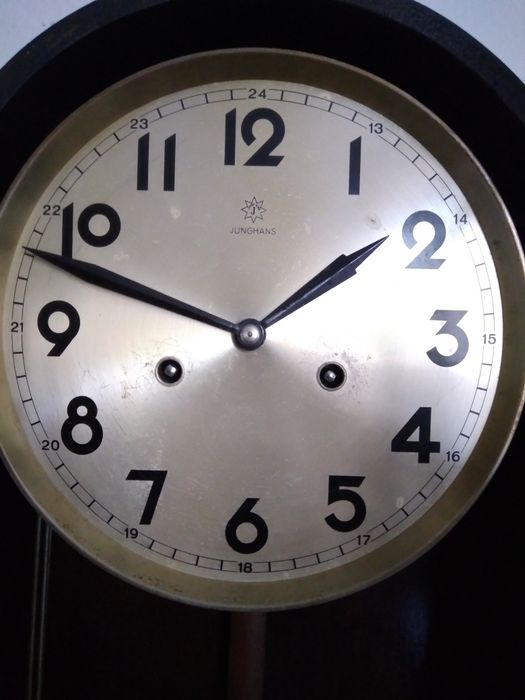 Vind ceas de perete Junghans original mecanic anii 1960