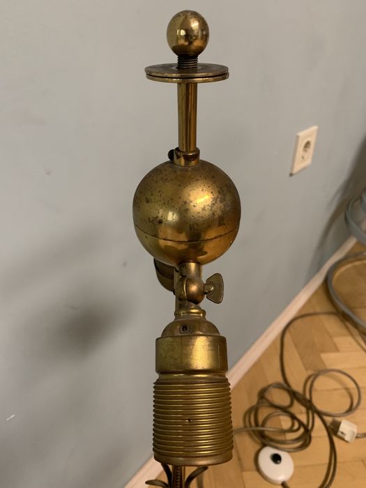 Подова лампа / 40-те