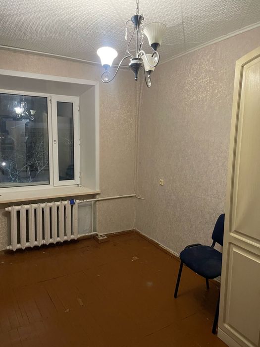 Продам трехкомнатную квартиру