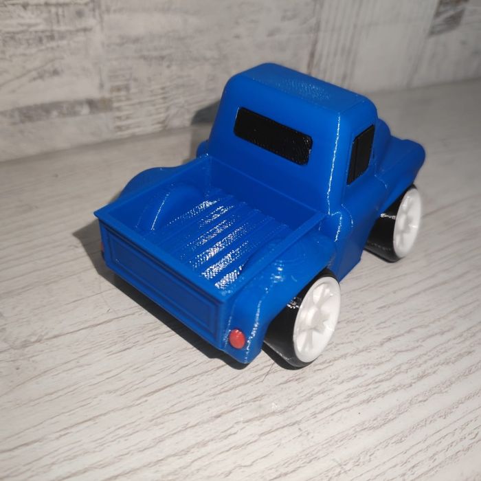 Машинки "CHEVY" распечатаны  на 3d принтере.