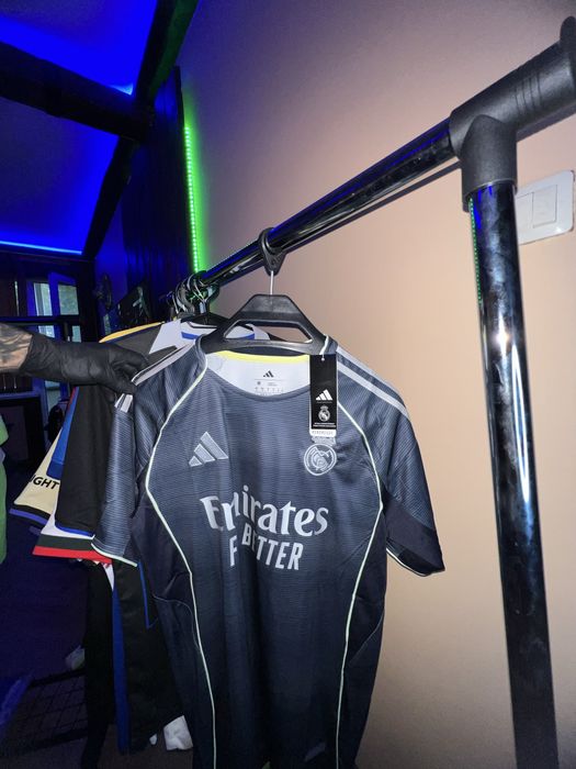 Чисто нови тениска на Реал Мадрид 25/26