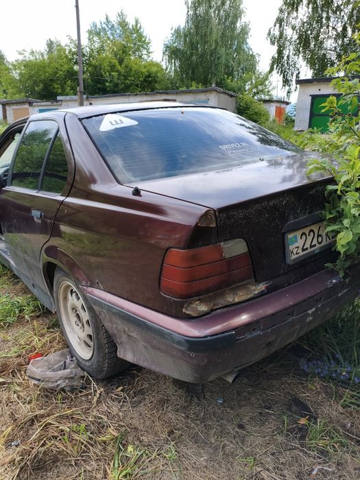 БМВ е36 продам авто