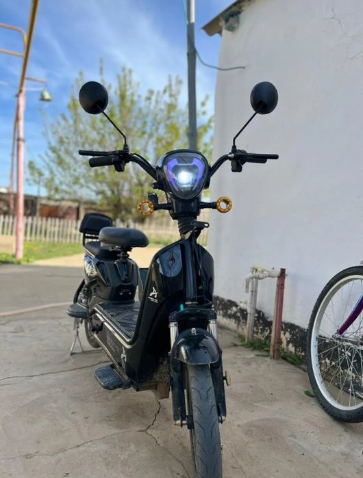 Продам электроскутер