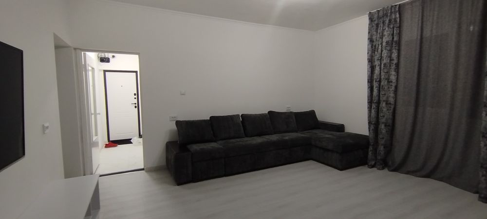 Аренда, 1 в 2, Рисовый базар, банковской дом